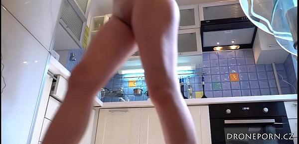  Beautiful Julia - Naked cooking